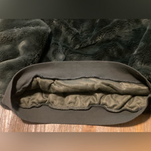 Wonder Nation Emerald Green Faux-Fur Sweatshirt - Picture 3 of 3